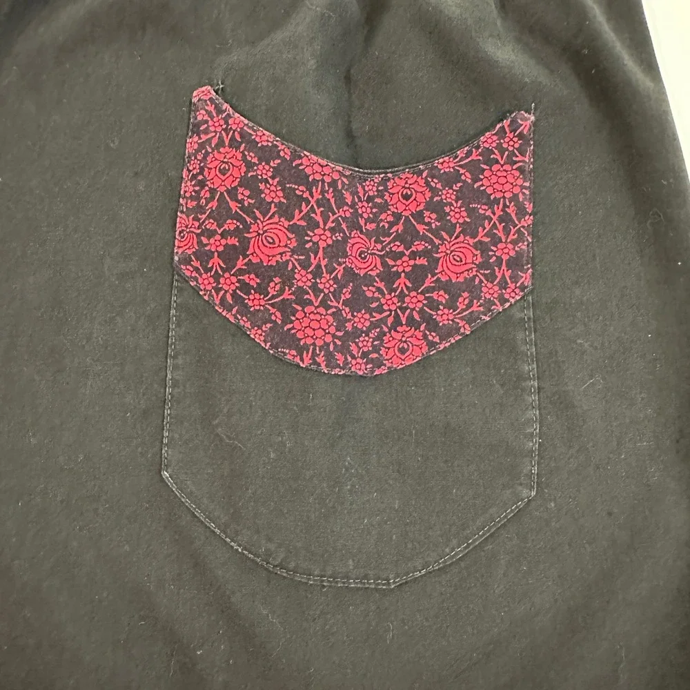 Vintage Handmade Half Apron Black Red Floral Scalloped Pocket Rockabilly Retro